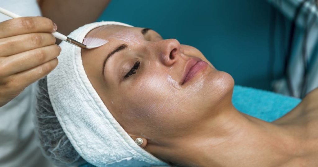 woman getting a chemical peel